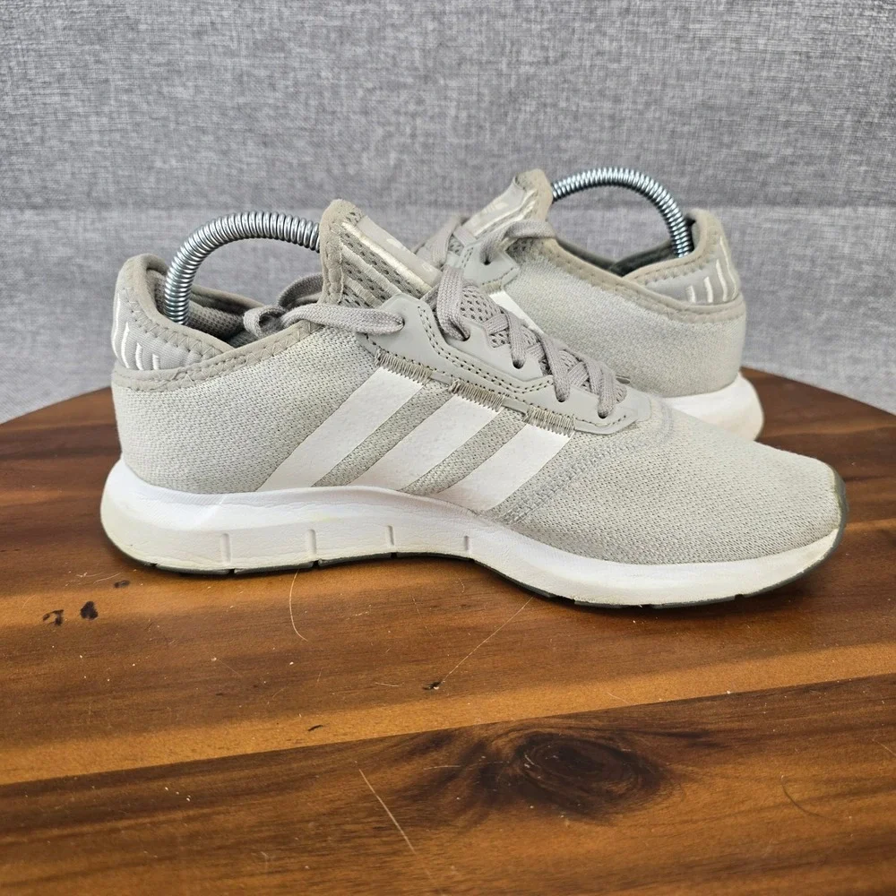 Adidas Swift Run X Womens Grey‎ White Athletic Sneakers FY2135 Size 9